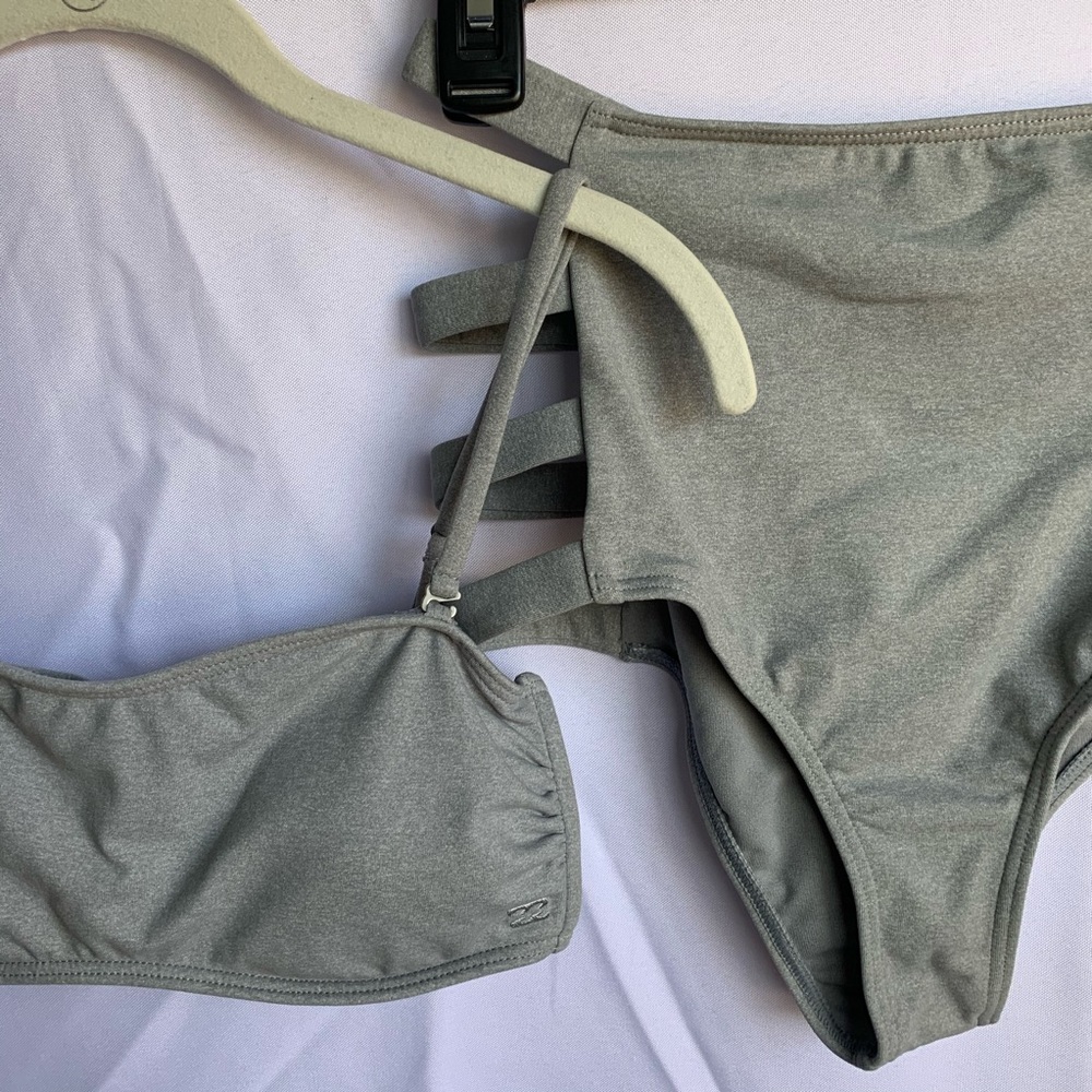 🪐Billabong bikini set🪐